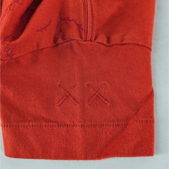 UNIQLO X KAWS COLLAB KIDS TODDLER RED T-SHIRT KAWS PRINT SIZE 6-7 - 100% COTTON - Picture 4 of 8